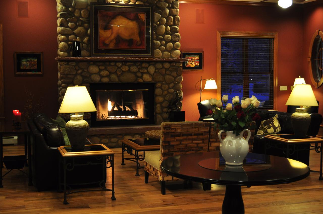 The Bradley Boulder Inn Екстериор снимка